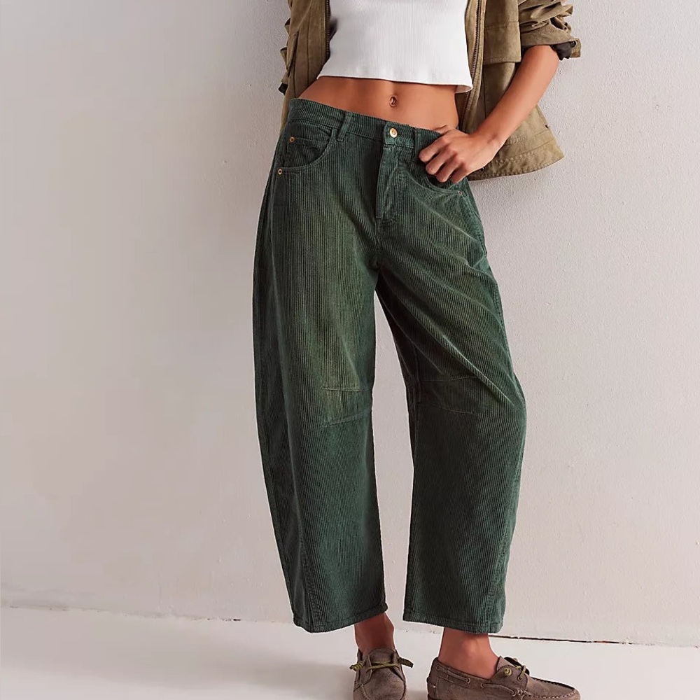 FREE PEOPLE WE THE FREE GOOD LUCK MID-RISE CORD BARREL JEANS - CYPRESS